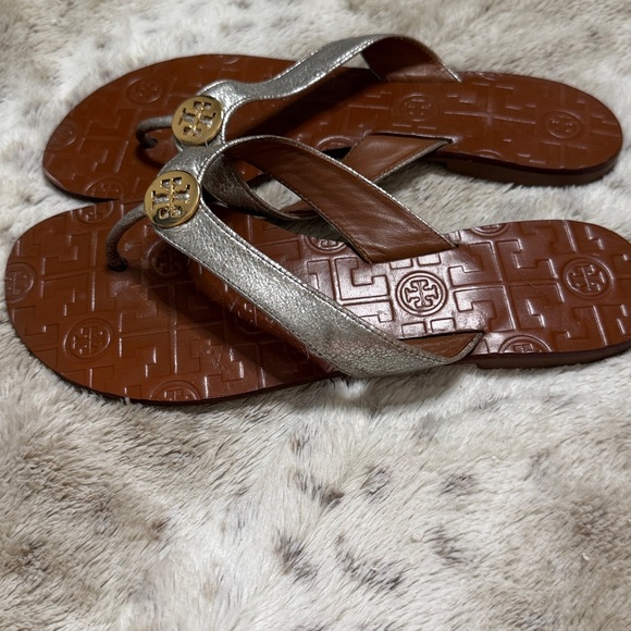 Tory Burch Metallic and Brown Flip Flops - Picture 2 of 4